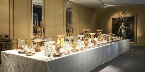 Великолепные интерьеры, музея Екатерининского Корпуса, богатые убранства облика дворцовых интерьеров, поразили своей красотой. 03