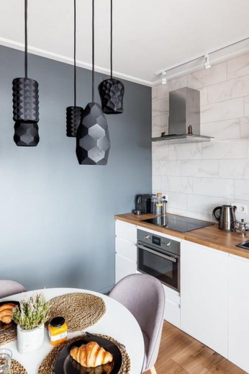 Брутальная студия со стеклянной спальней в районе таганки. 06