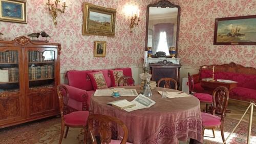 Суббота.  Денёк - огонёк - солнечно и тепло. 03