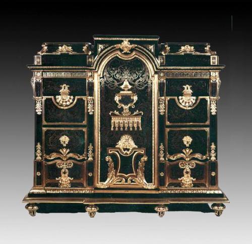 Король столяров и столяр королей. 04