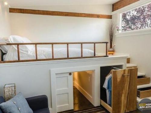 Небольшой дом. С современным оформлением. 02