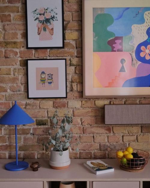 Кирпичная стена как главный акцент в дизайне берлинской квартиры. 08