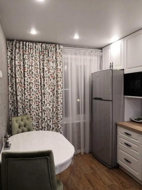 Подписчица прислала свою кухню нам на оценку, ну вроде миленько. 02