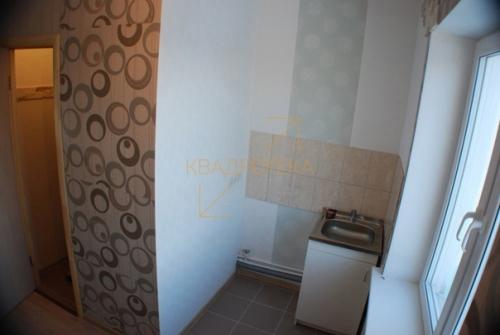 Ну это просто издевательство над людьми. 02