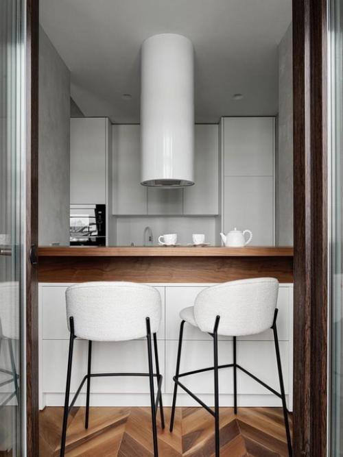 Светлая квартира с элементами экостиля в Москве. 01