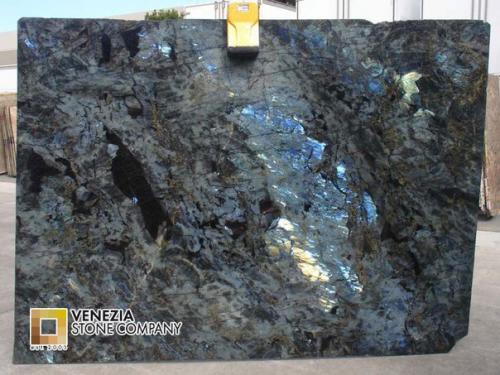 Лабрадорит Lemurian Supreme. 02