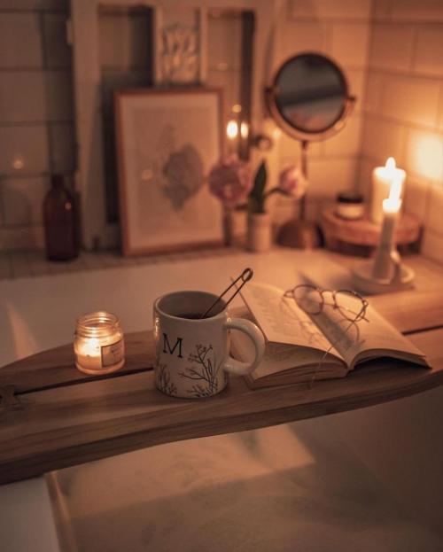 Интерьер дома. С приятным освещением. 03