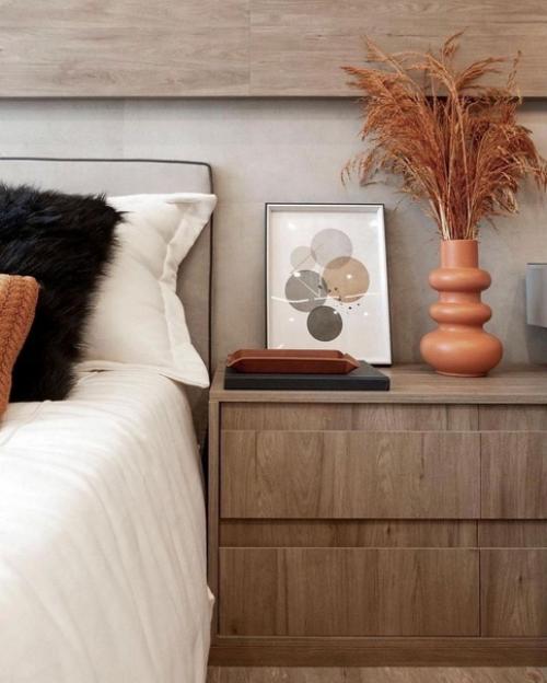 Шикарная спальная комната с гардеробом после капитального ремонта. 05