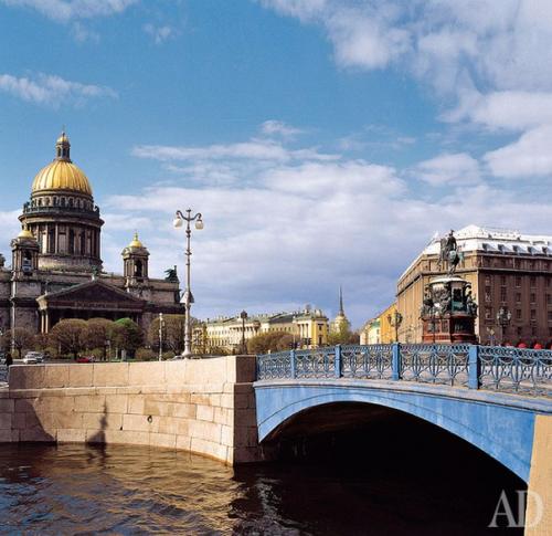 Астория.  Сто пять лет назад открылась гостиница, биография которой повторила все изгибы истории турбулентного ХХ века.