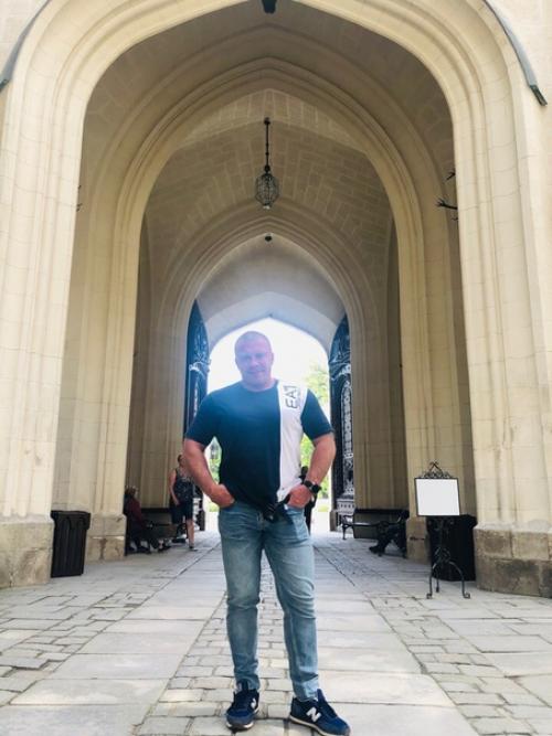 На юге Чехии, в 140км от Праги, расположен один из самых красивых и интересных замков Европы- глубока - над - влтавой. 02