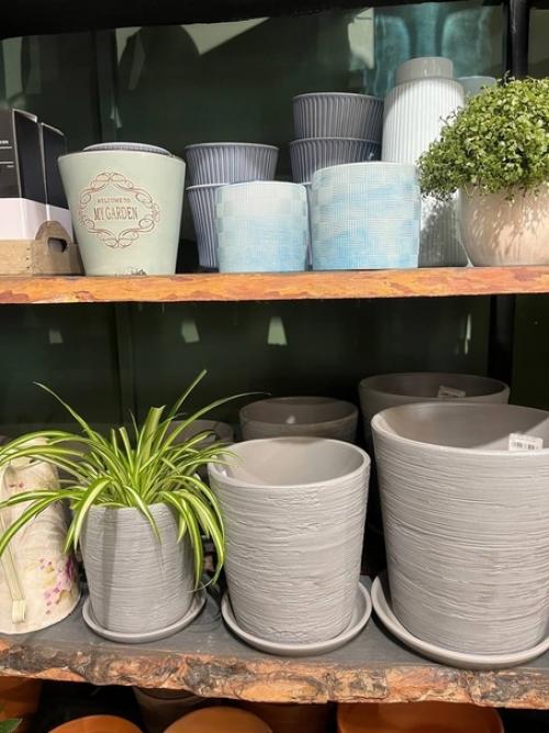 А мы продолжаем тему создания зеленых пространств, красивых террас и цветущих балконов. 02