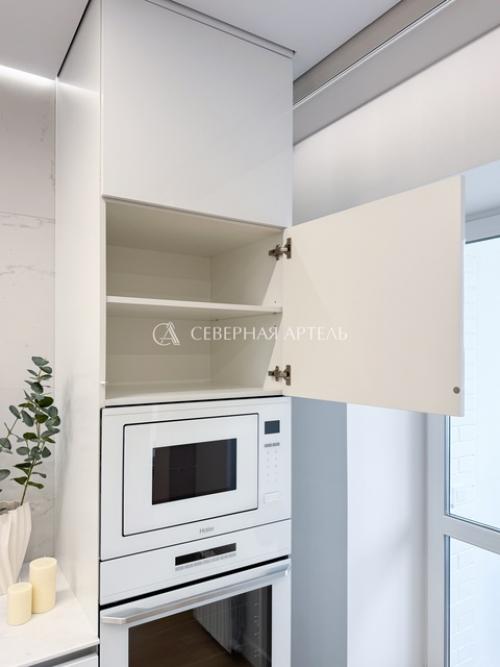 Какой кухонный гарнитур у человека, который ежедневно спасает жизни? 02