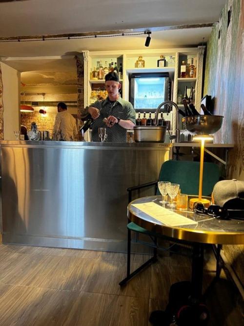 Алехандро Амигос бар открылся в техническом режиме на Пушкина, 4. 04