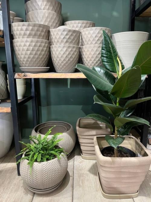 А мы продолжаем тему создания зеленых пространств, красивых террас и цветущих балконов. 03