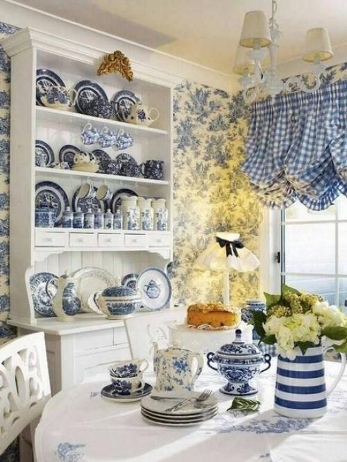 Посуда прочно ассоциируется у нас с интерьером кухни или кухни - столовой, где популярны гастрономические и кантри - мотивы. 05