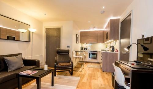 Компактный интерьер квартиры - студии 26 кв. 03