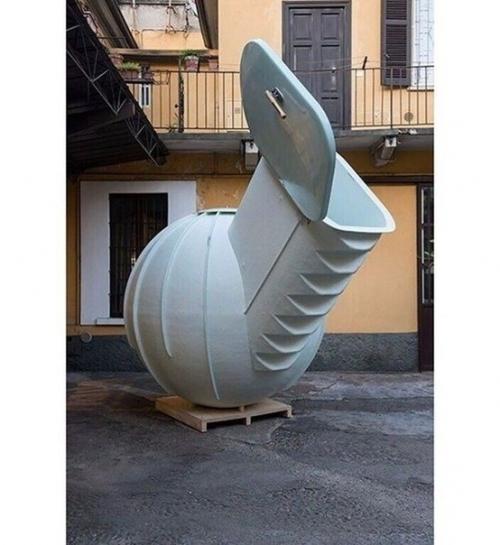 Как здорово придумали - раз, два и готово в частном доме это, наверное, лучшее решение, вместо обычного подвала. 02