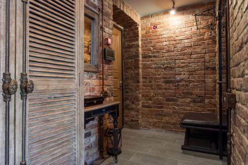 Лофт со стеклянной ванной комнатой, Москва, архитектор Елена королёва. 01