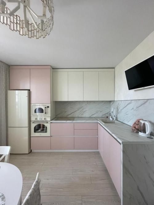 Кухня в нежно розовом тоне. 01