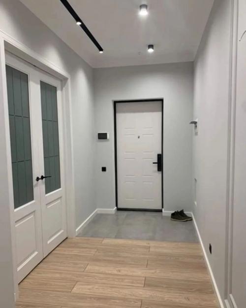 Трехкомнатная квартира, потолки 3 метра, ремонт окончен недавно. 05