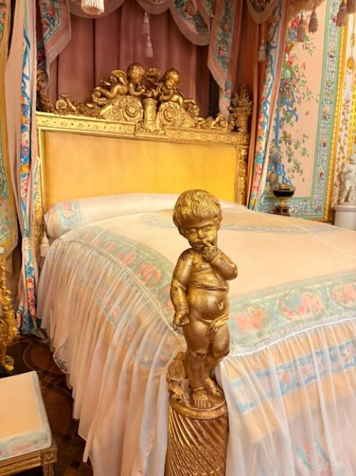 Павловский дворец и парадная спальня. 01