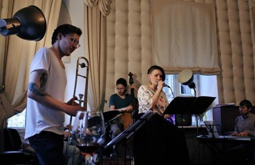 Бар Commode с живой музыкой. 04