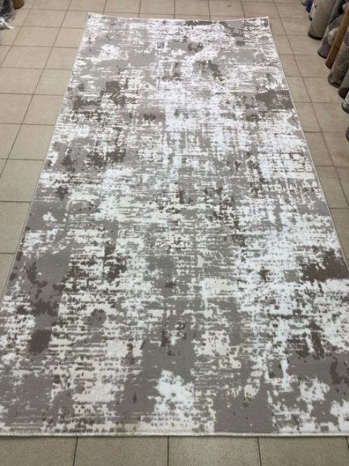 Недорогой, но стильный ковёр Richi для любителей современной абстракции. 05