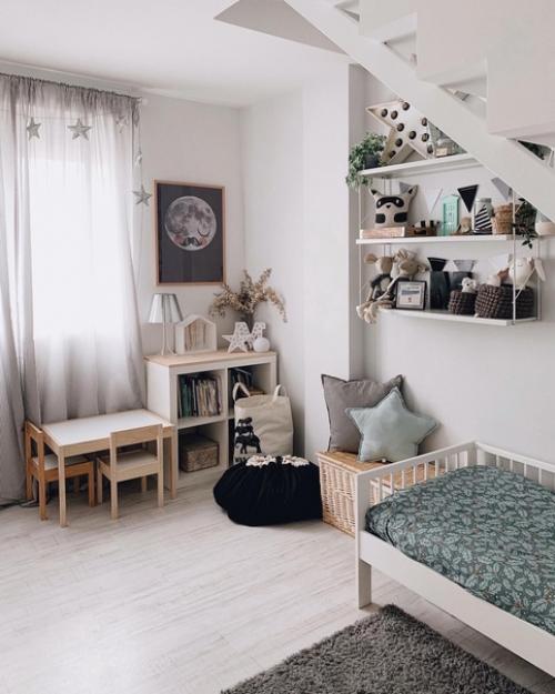 Мы начинаем день с обзора прекрасного светлого дома в скандинавском стиле. 04