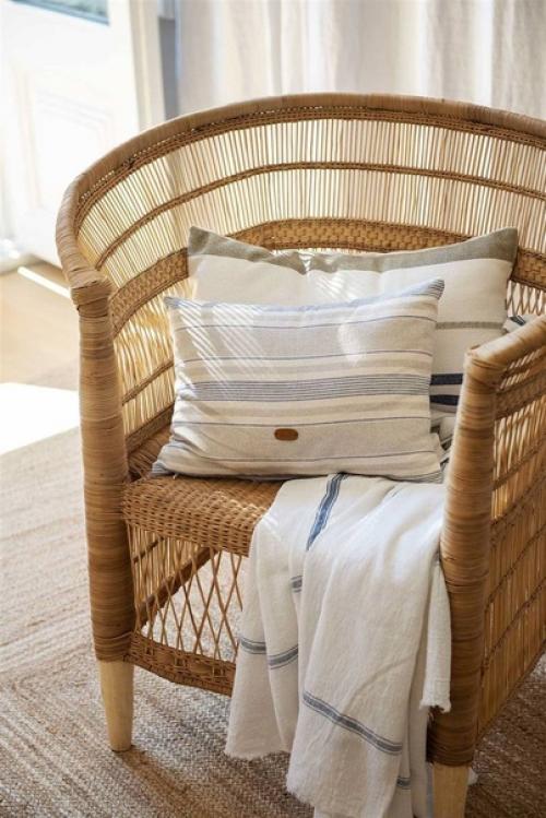 Смена сезона - идеальное время для обновления декора в доме. 01