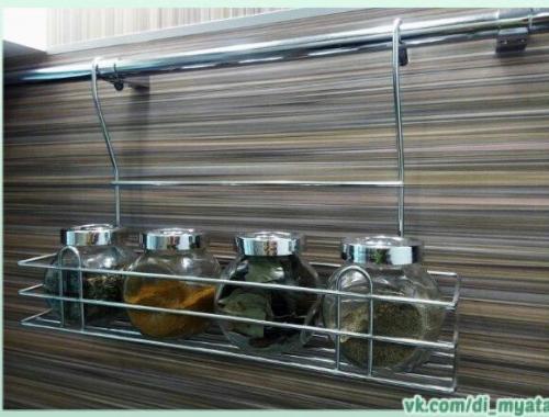 Небольшая кухня. В которой есть всё, что нужно. 05