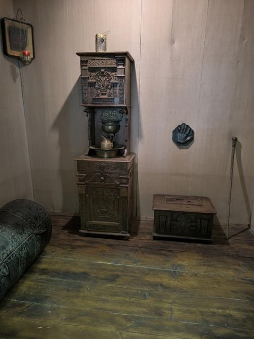 Побывала в первой постройке в Санкт-петербурге. 05