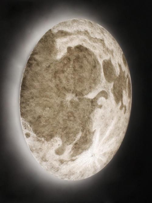 Уникальное украшение интерьера - настенный светильник луна 80 см. 03