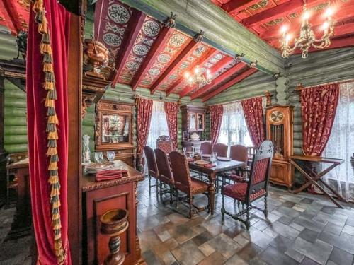 Попробовал жареные языки утки. 01