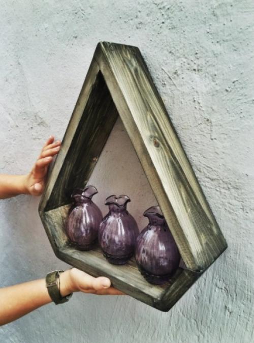 Стильные и необычные предметы интерьера всегда к месту - они делают пространство ярче, красивее и уютнее. 02