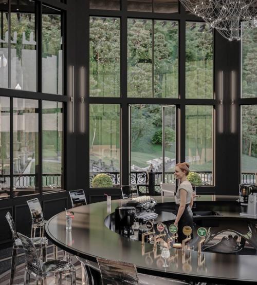 Легендарная ЖД станция псырцха в новом Афоне в данный момент находится на реставрации. 04