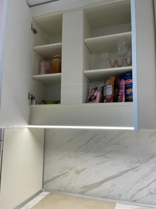 Кухня в нежно розовом тоне. 06