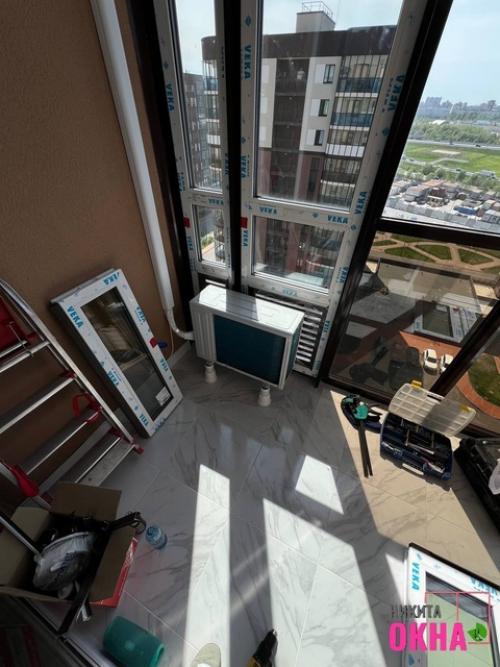 Посмотрев видео в карусели, становится понятно, что это балкон для жизни.