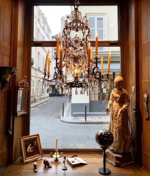 Эстетика одиноких прогулок: 01