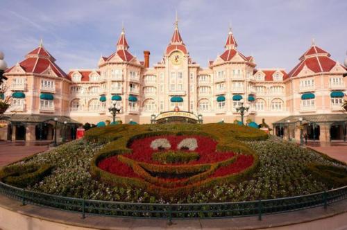 Волшебные отели, в которых даже взрослые чувствуют себя детьми. 04