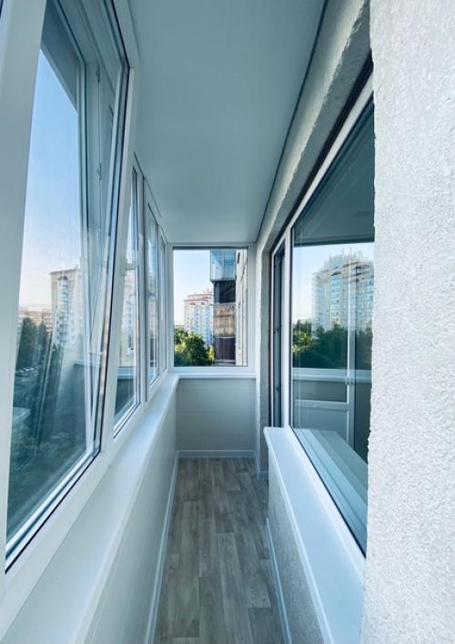 Квартира со стильным дизайнерским ремонтом недалеко от центра города продается! 09