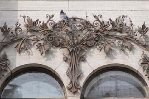 Особняк набоковых.  На большой морской, 47, находится особняк, напоминающий изящную шкатулку в стиле модерн. 02