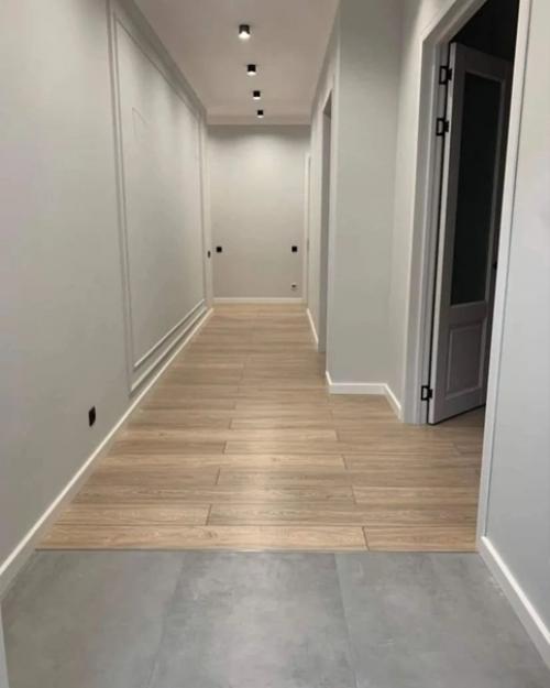 Трехкомнатная квартира, потолки 3 метра, ремонт окончен недавно. 04