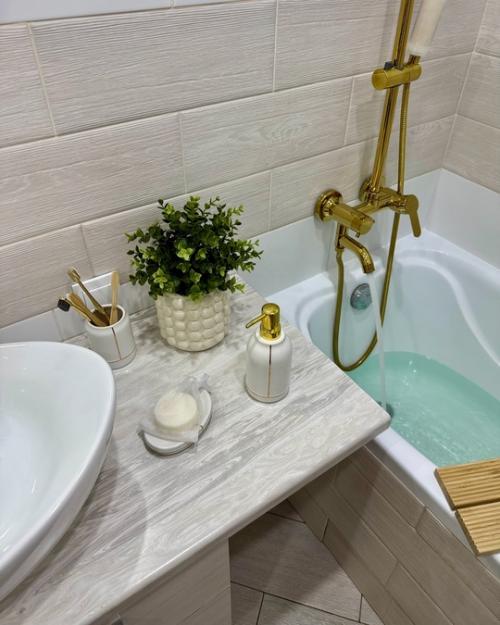 Продолжаю менять детали интерьера в ванной комнате! 01