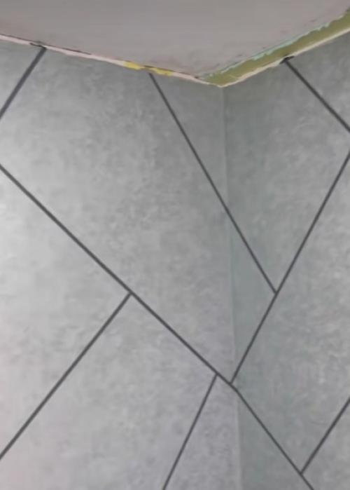 В том случае, если вы стремитесь добавить динамики в интерьер квартиры или дома, остановитесь на эффектном дизайнерском решении. 06