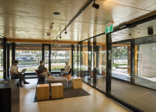 Часть 2. студенческое общежитие в Австралии. 04