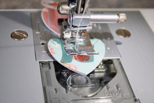 Лента с сердечками для волос? 03