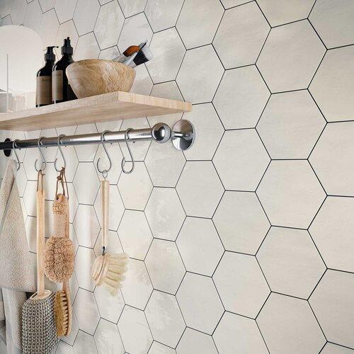 Шестиугольная плитка (гексагональная, Соты) последние пару лет на пике популярности. 09