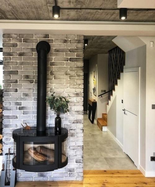 Идеальное сочетание черного цвета и дерева. 04