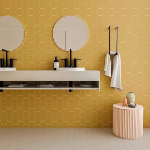 Шестиугольная плитка (гексагональная, Соты) последние пару лет на пике популярности. 02