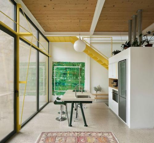 Жёлтый дом безнадёжного оптимиста в Испании. 03